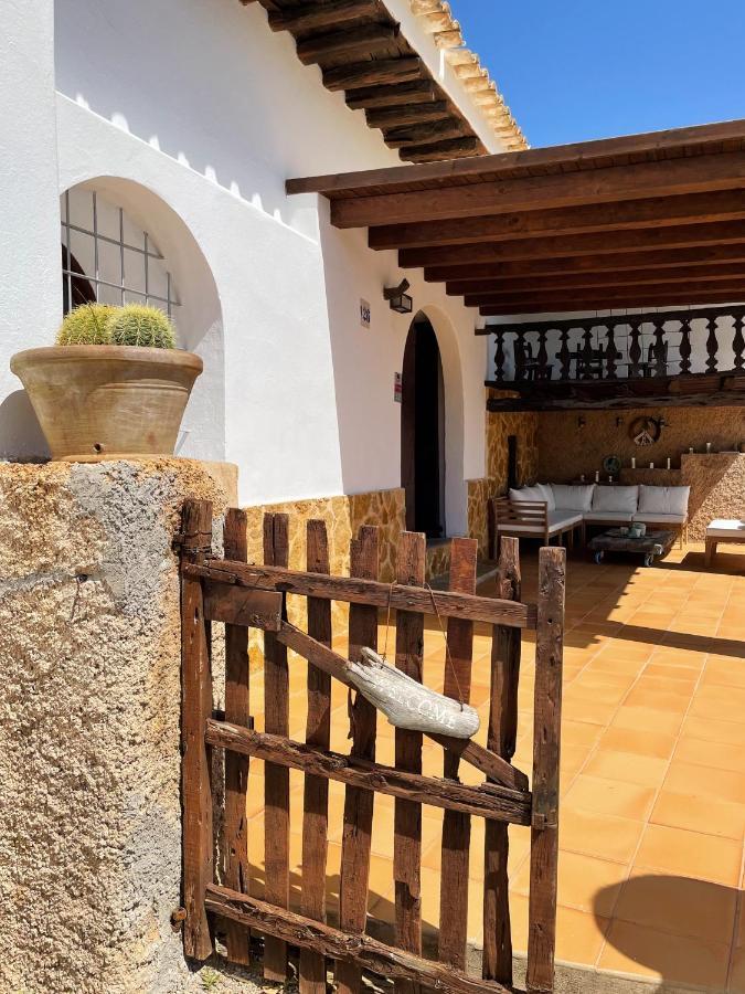 Finca Can Toni Den Real Sant Josep de sa Talaia Exterior photo